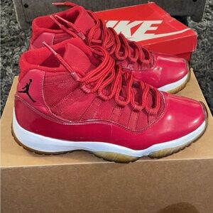 Retro 11 “win like 96”